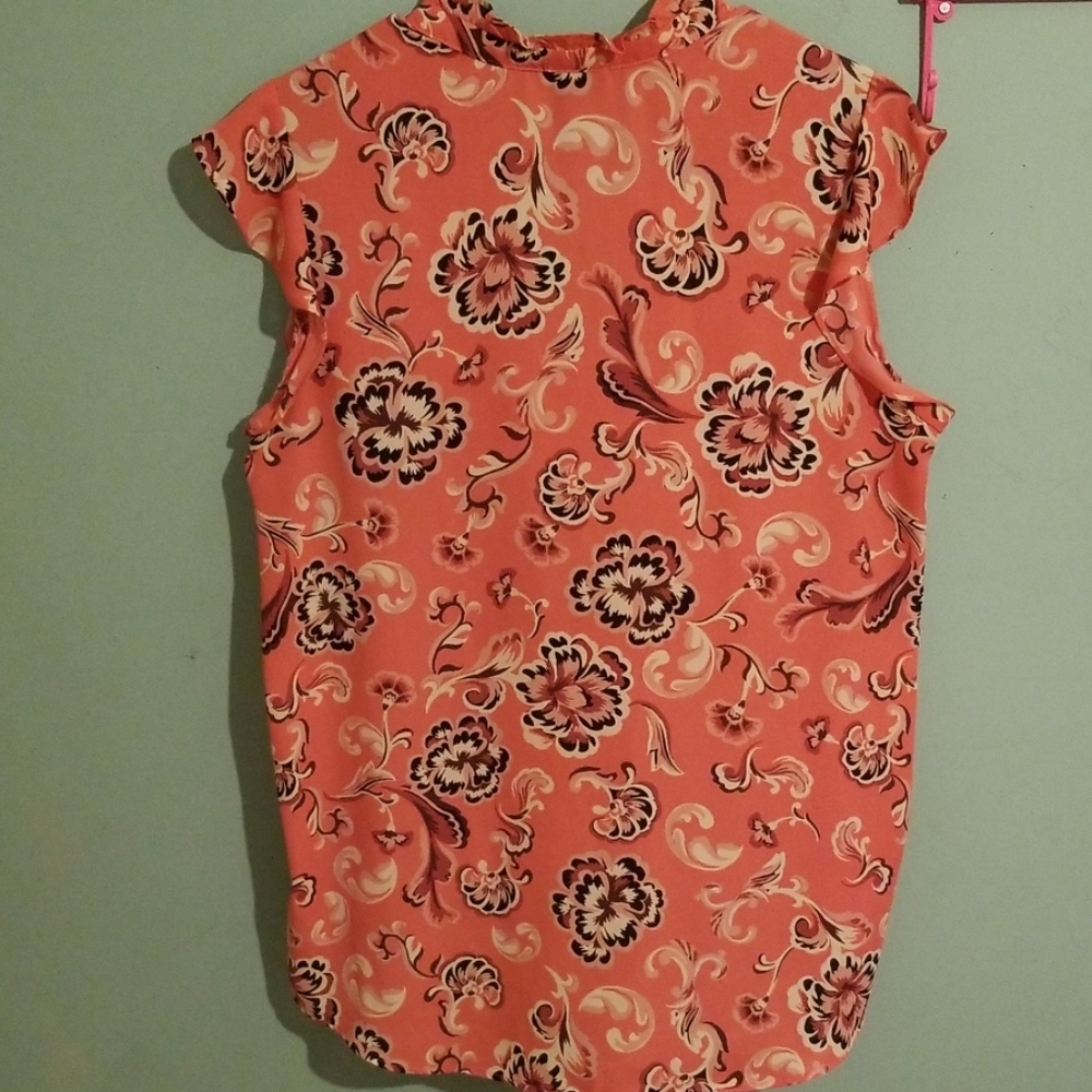 Women's blouse - Picture 2 of 4